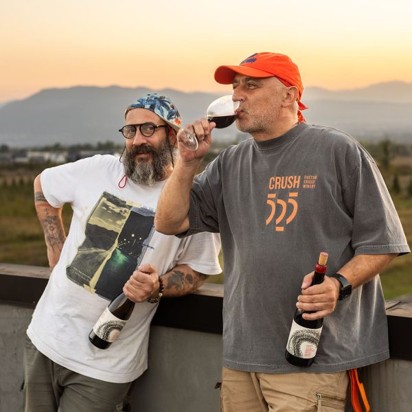 Mass Image Compressor Compressed this image. https://sourceforge.net/projects/icompress/ with Quality:80